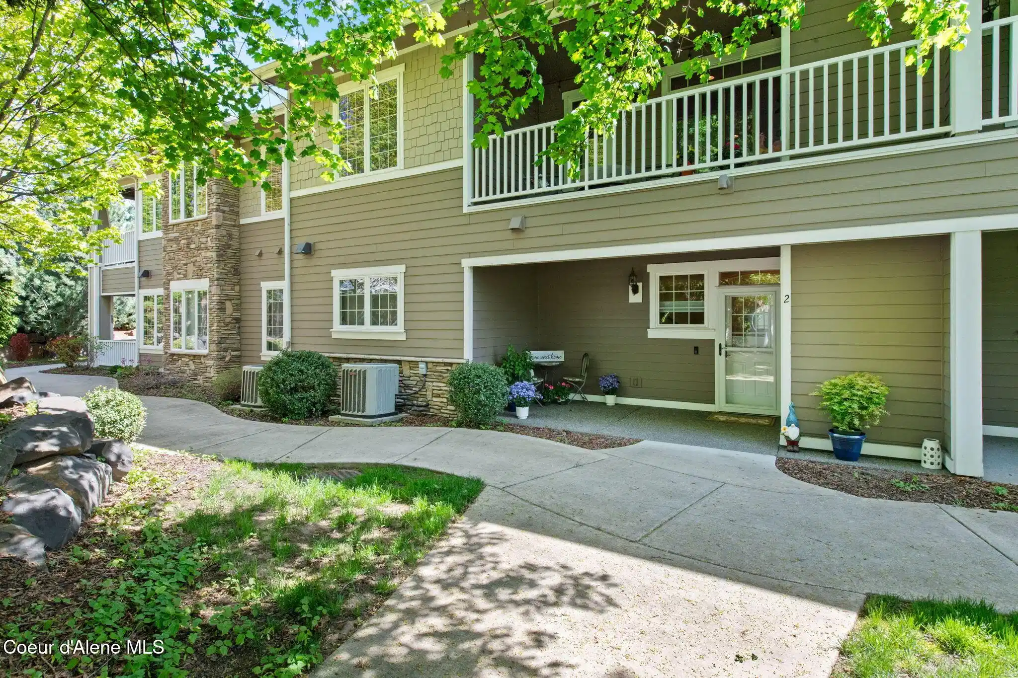 Image 1: 1-web-or-mls-4539 W Greenchain Loop 2-66
