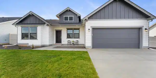12154 W Kilkenny Dr
