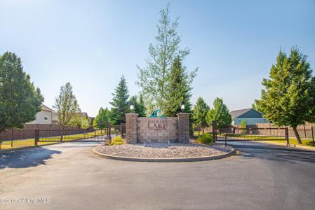 7938 W KAYAK CT