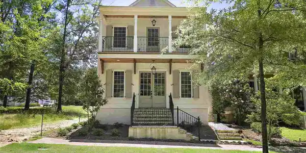 147 LOUIS LEFLEUR BLVD