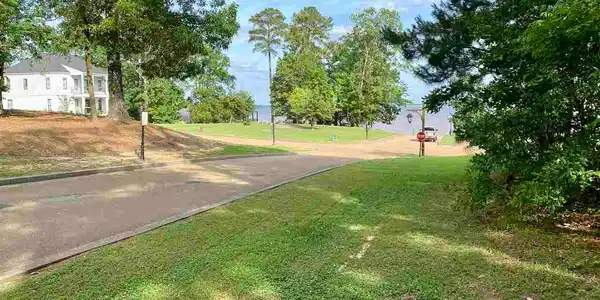 S WEST FLORIDA BLVD