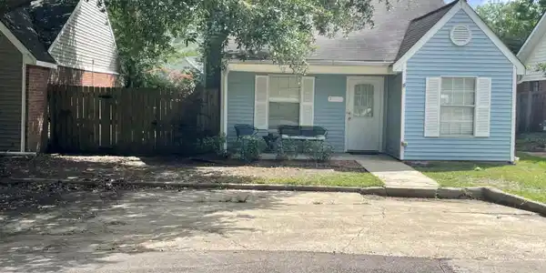 7010 Copper Cove Cove