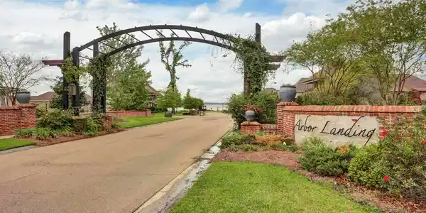 Lot 125 ARBOR POINTE