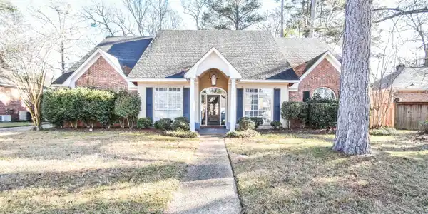 708 Hunter Hill