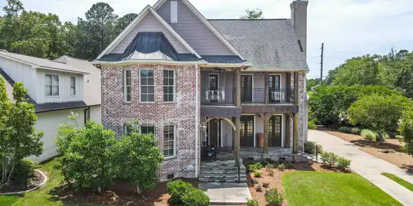 218 Arbor Trail