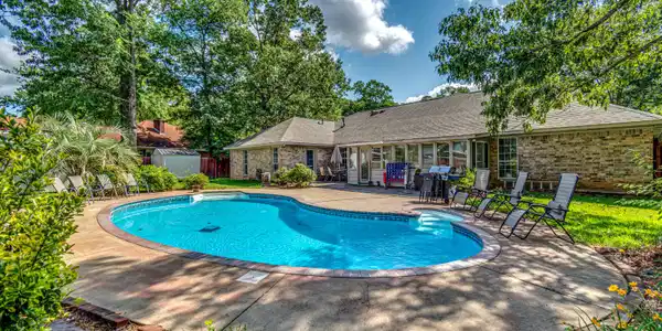409 Parkway Road