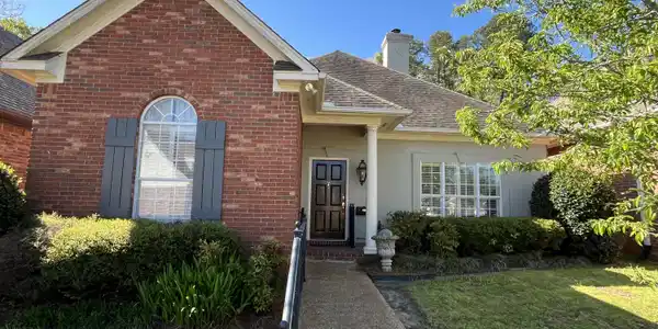 202 Baytowne