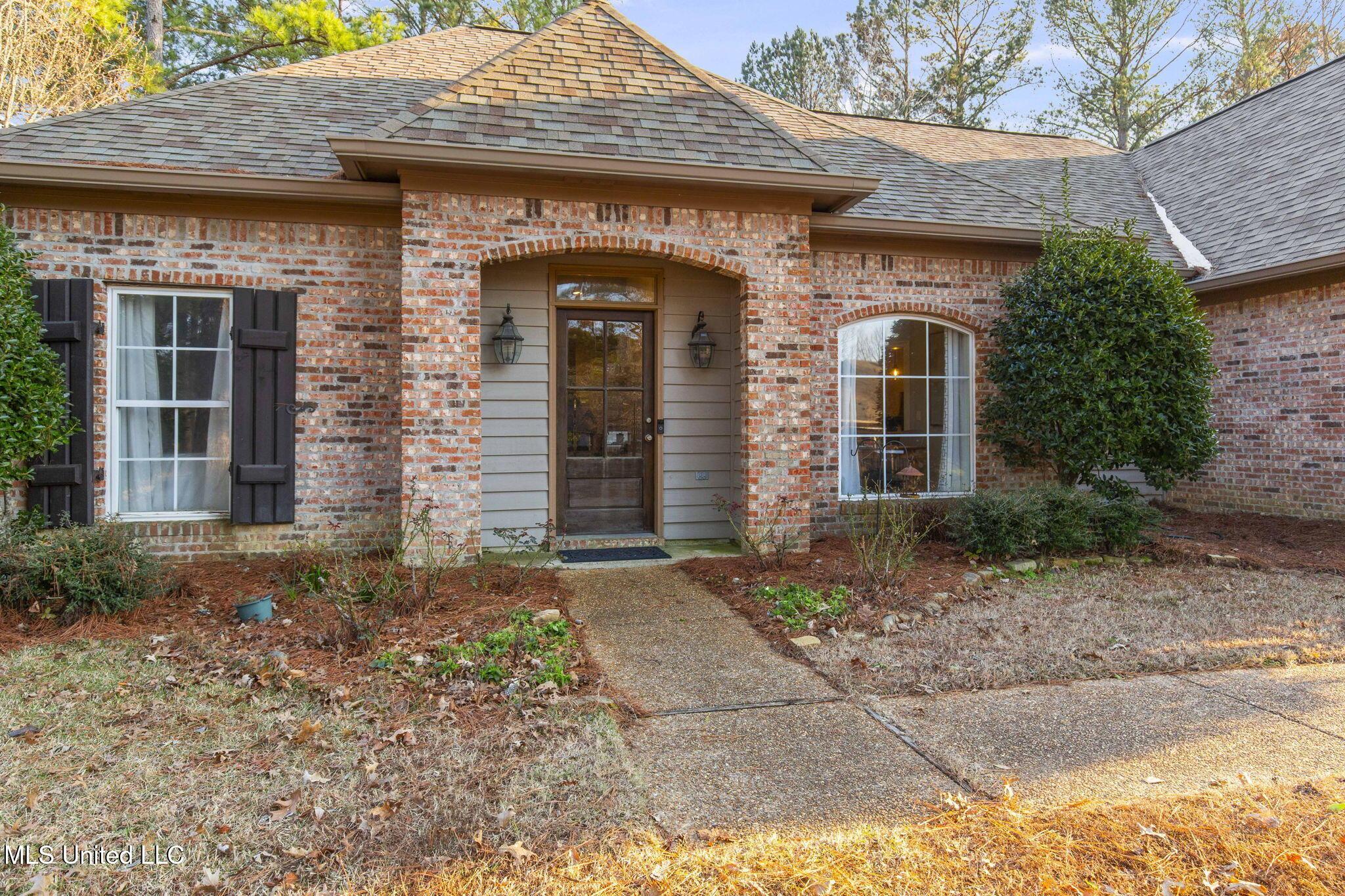 Image 4: 4-web-or-mls-164 French Branch-4