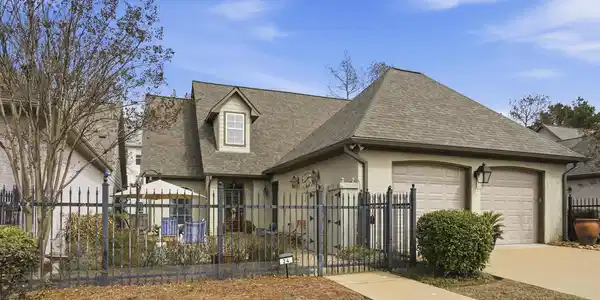 24 Savannah Circle