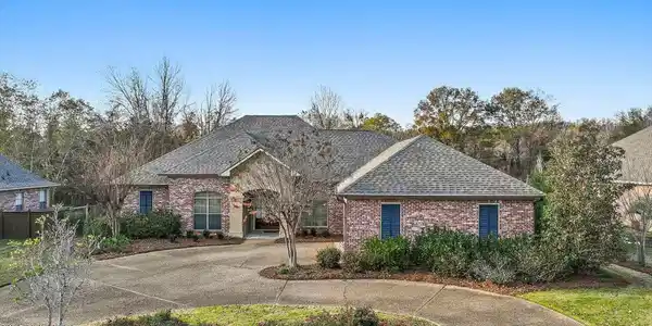 276 Lighthouse Lane