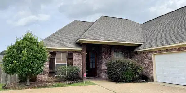 301 Gladeview Place
