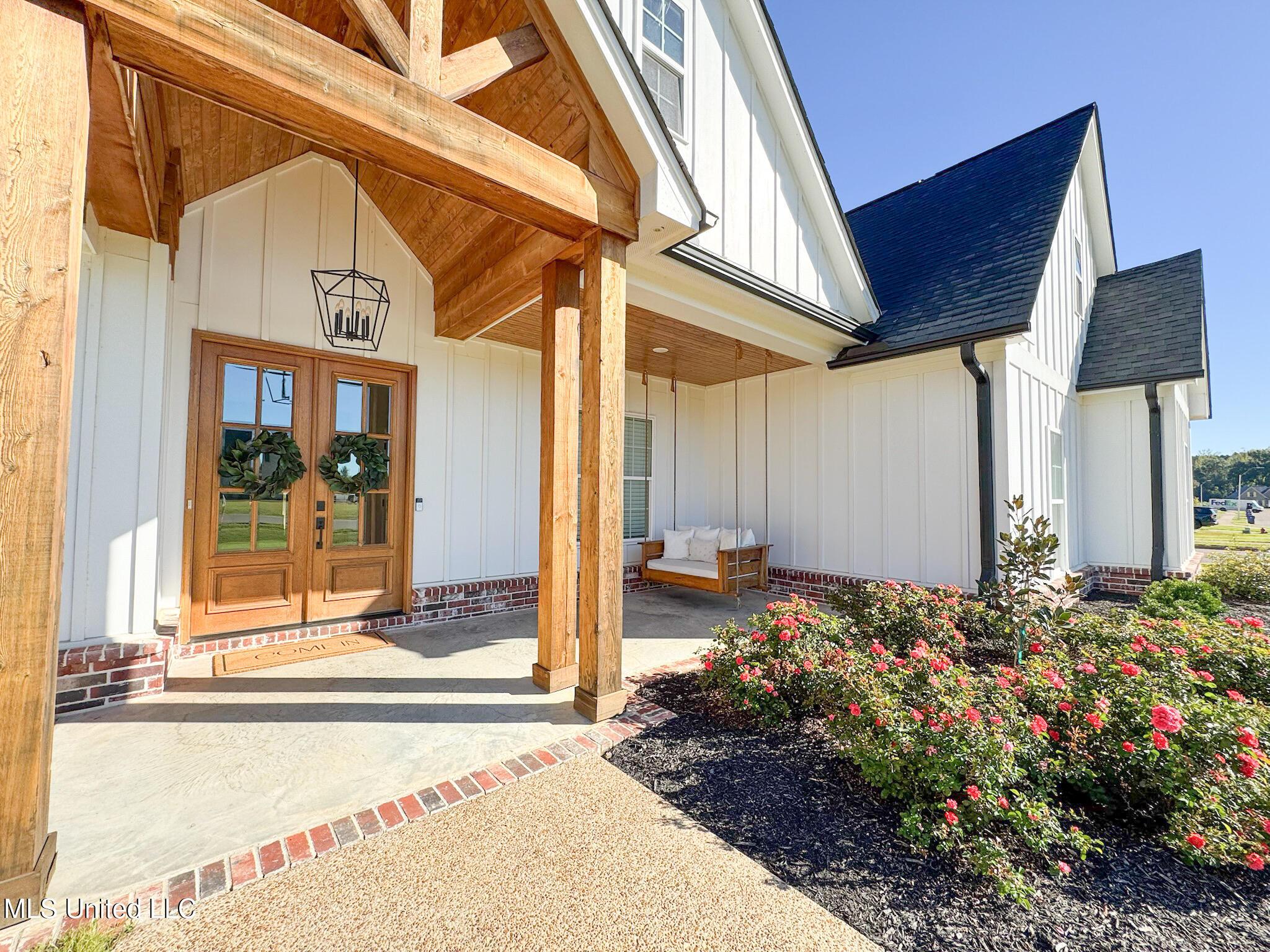 Image 2: 5146 Watson View Drive