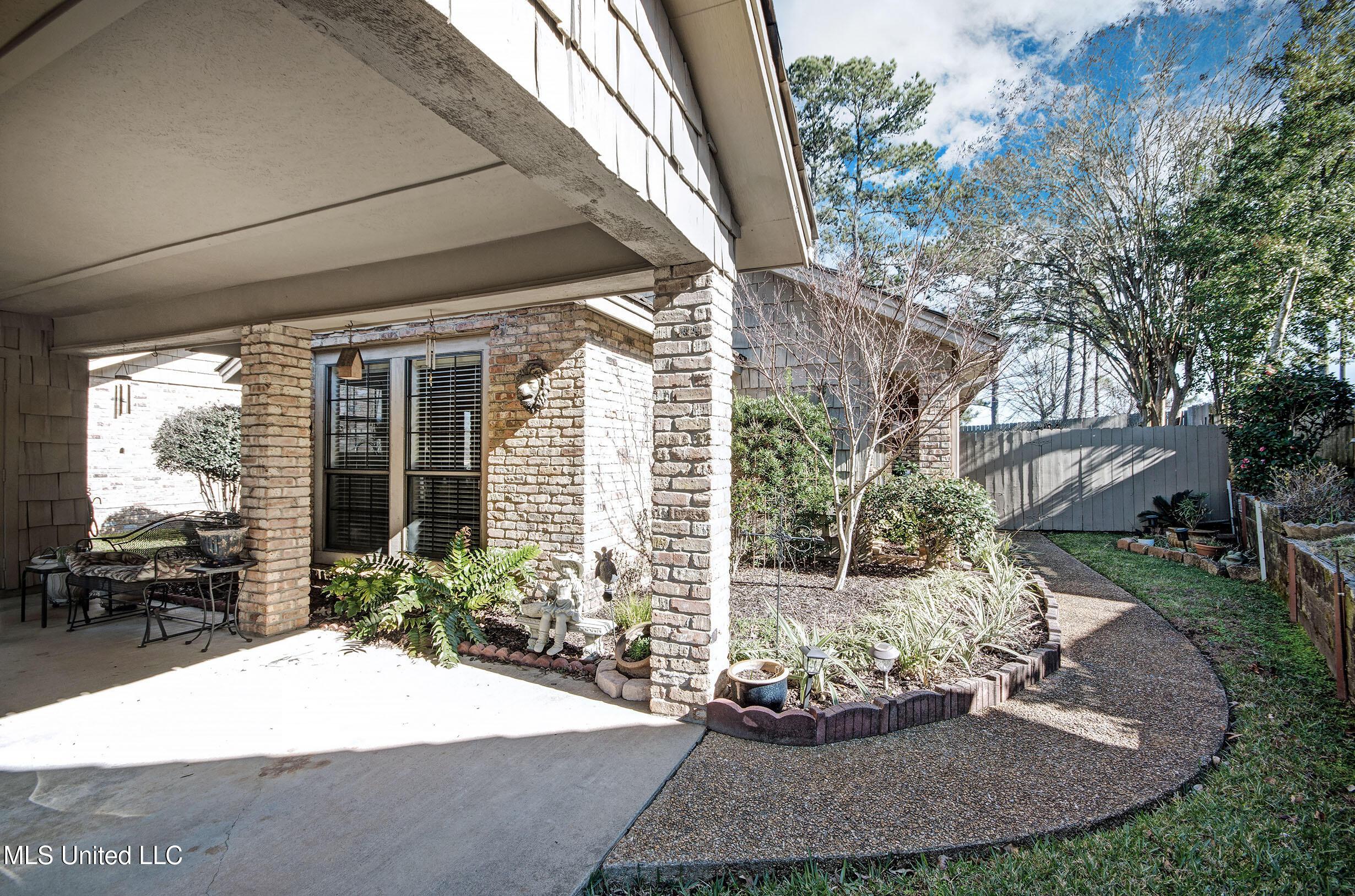 Image 2: IMGP9708_09_10