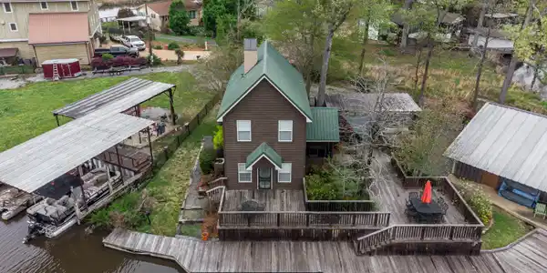 119 Lake Harbour Point