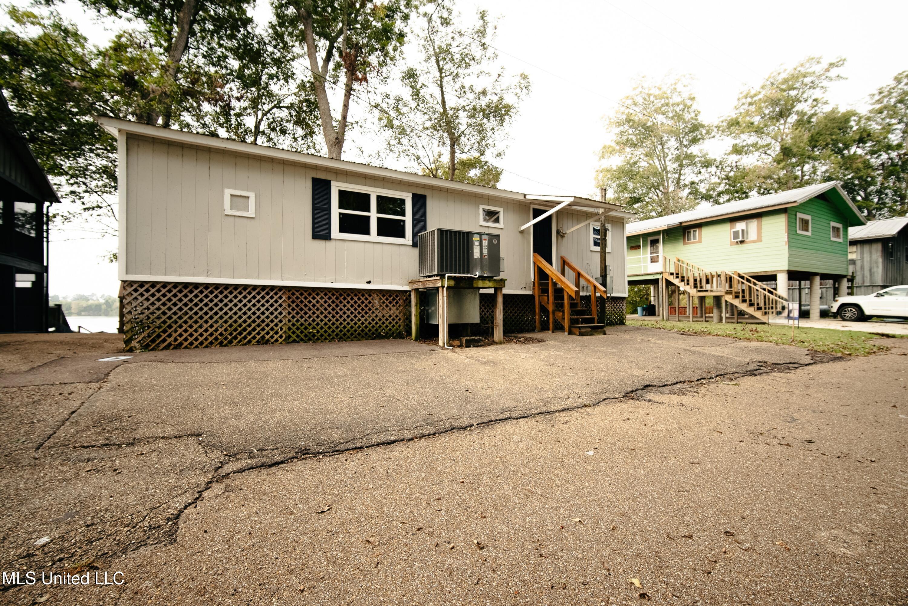 Image 4: DSC06196-HDR