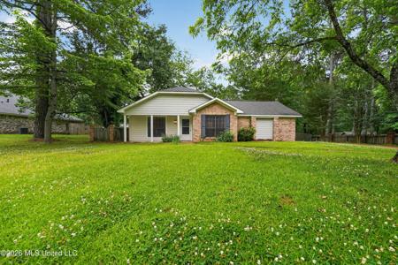 4252 Oak Lake Drive