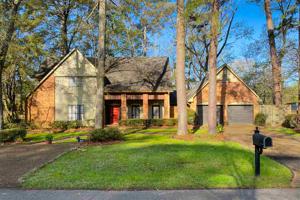 217 EAST LAKE DR