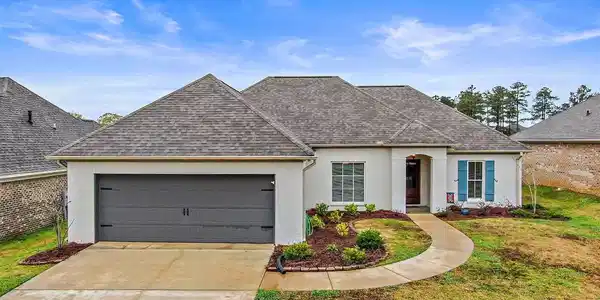 107 WILLOW PL