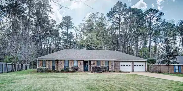 125 REDBUD TRL