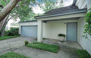 106 LAKEPOINTE DR