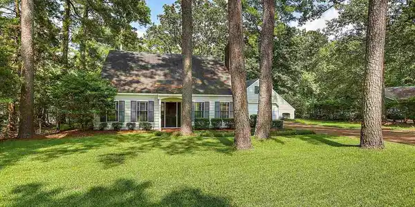 104 GLEN COVE RD