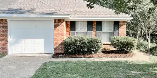111 Kings Ridge Drive