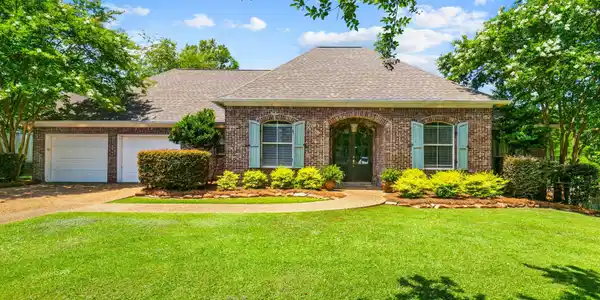 103 Honeybee Cove