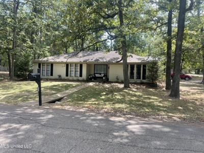 113 Holly Trail Trail