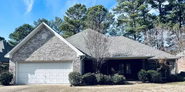 106 Pine Ridge Circle
