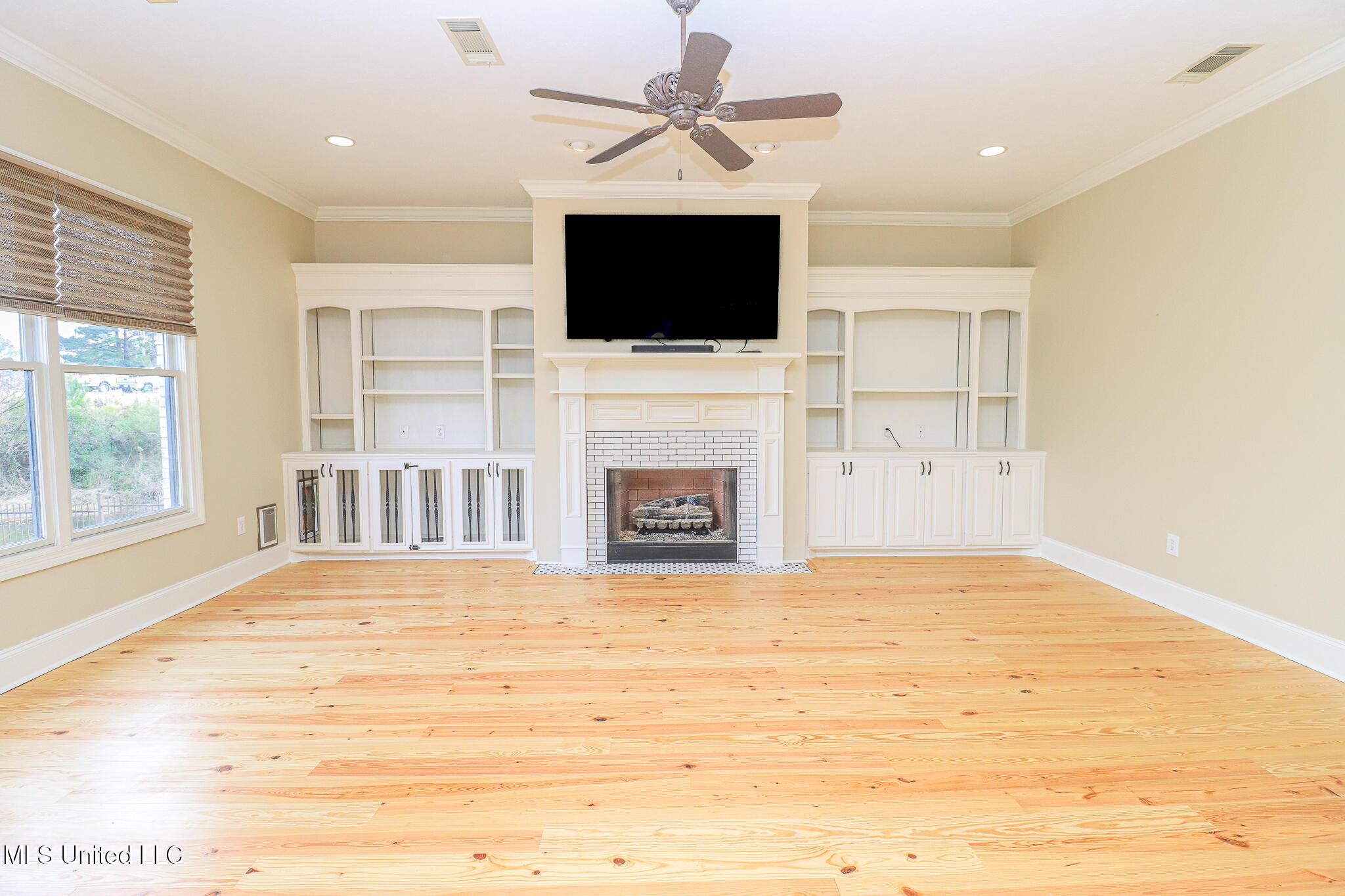 Image 2: 131 Southampton 37