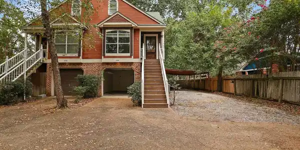 696 Bay Park Drive