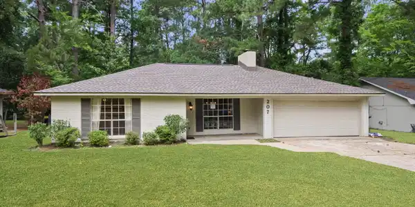 207 Turtle Creek Drive