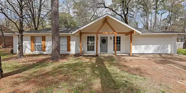 211 Bay Park Drive