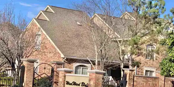 5 EAST BLUFF
