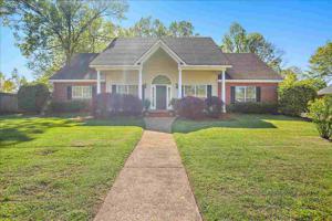 105 EASTSIDE DR
