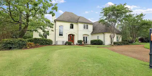 509 RIDGE CIR