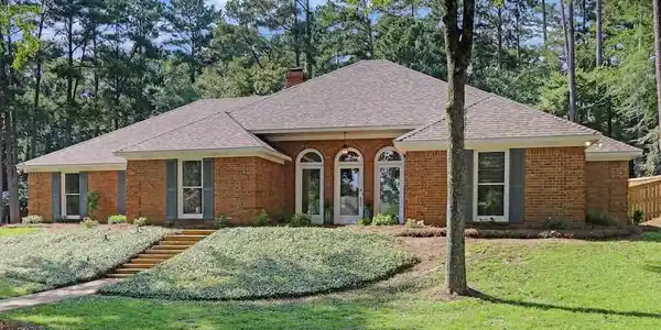209 COACHMAN'S RD