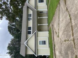 221 Brendalwood Boulevard