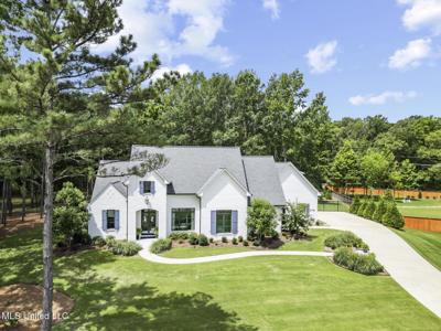 502 Cypress Cove