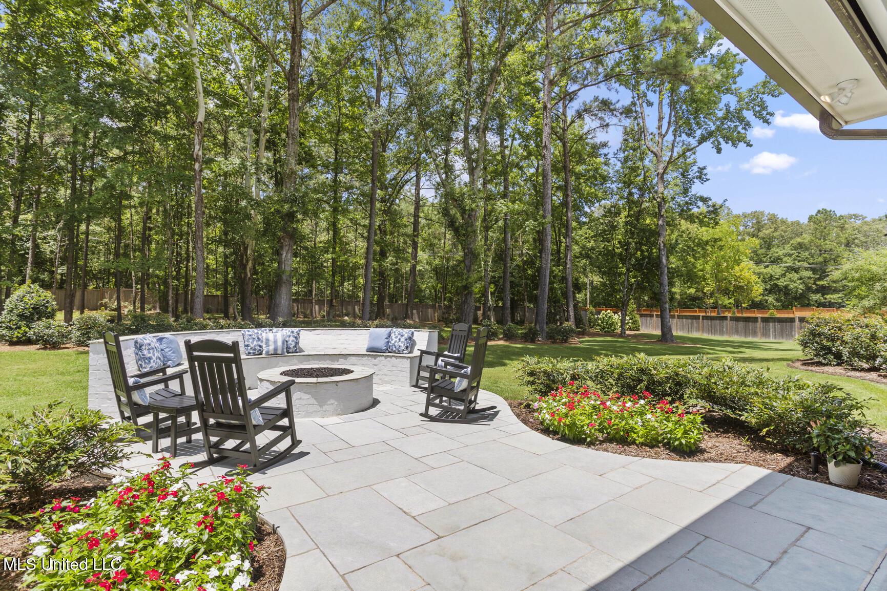 Image 2: 502 Cypress Cove-38