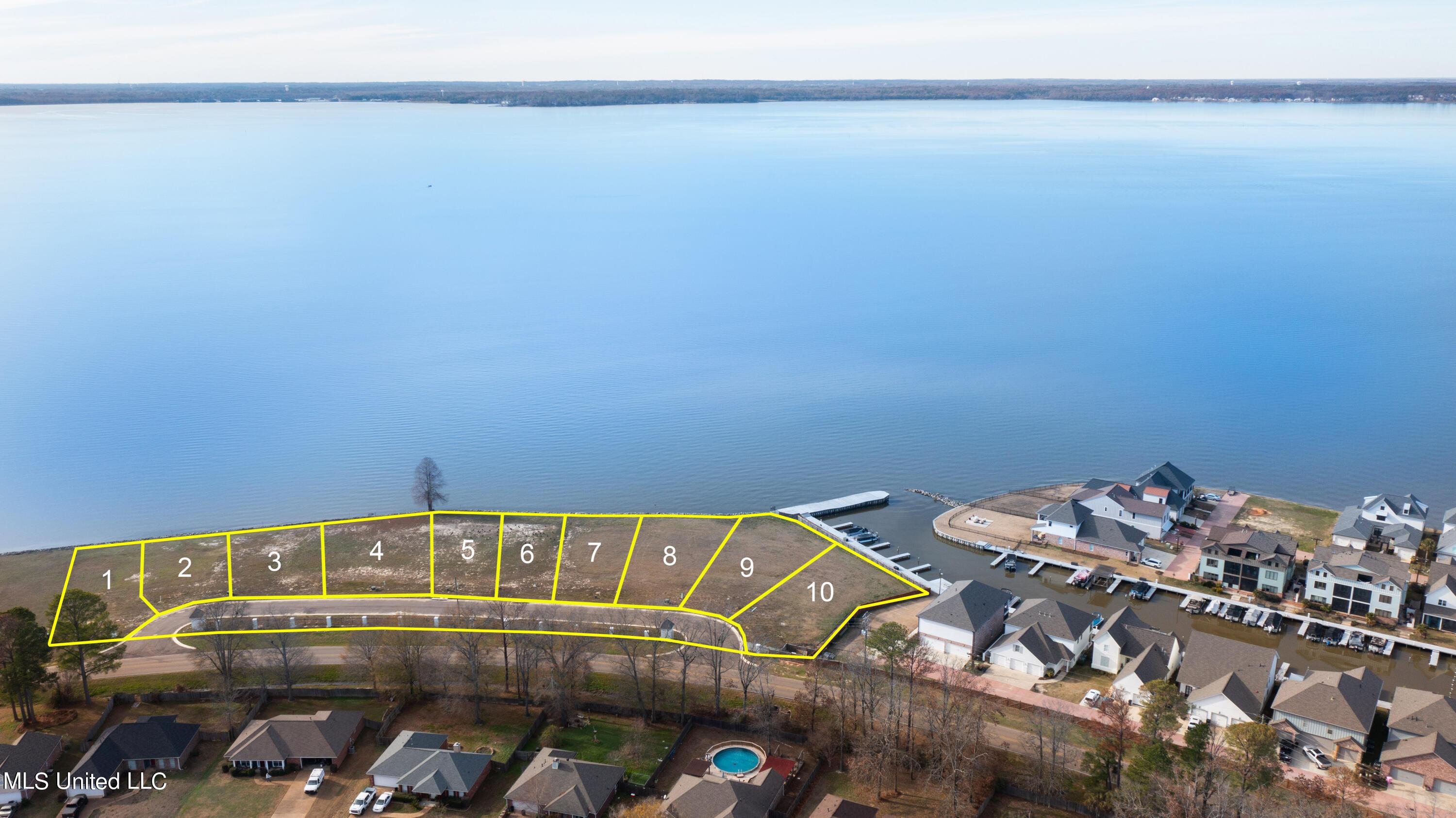 Image 2: Osprey Pointe-10b