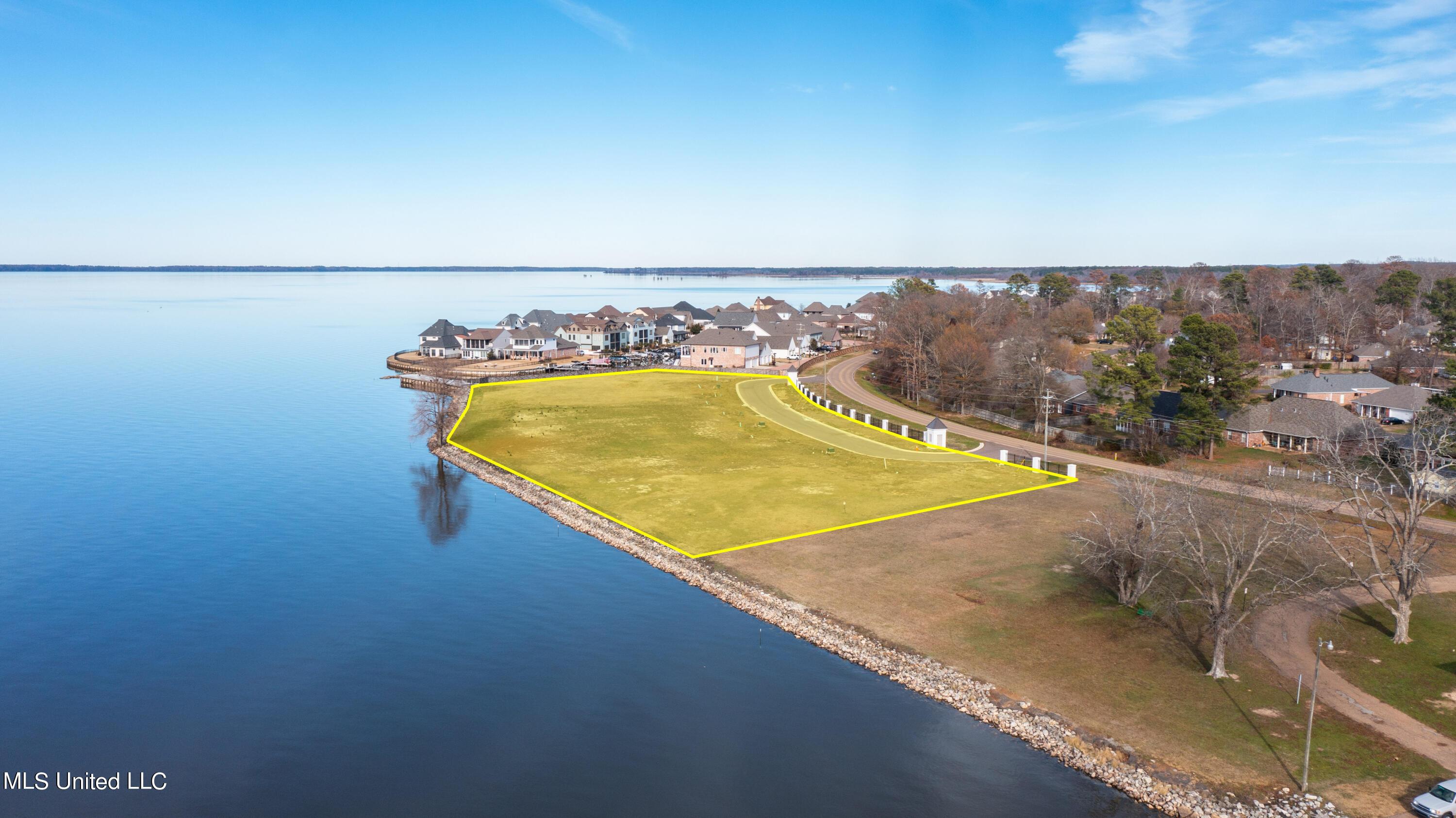 Image 3: Osprey Pointe-1a