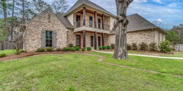 149 Peninsula Drive