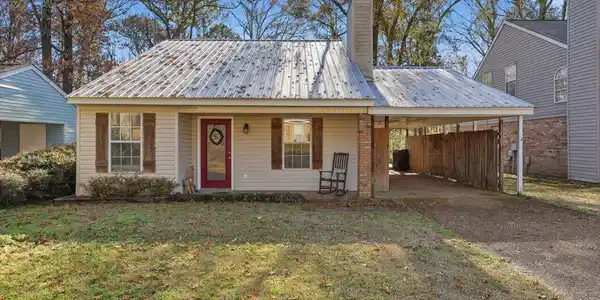 129 Shadow Hill Drive