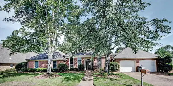 506 Ridge Circle