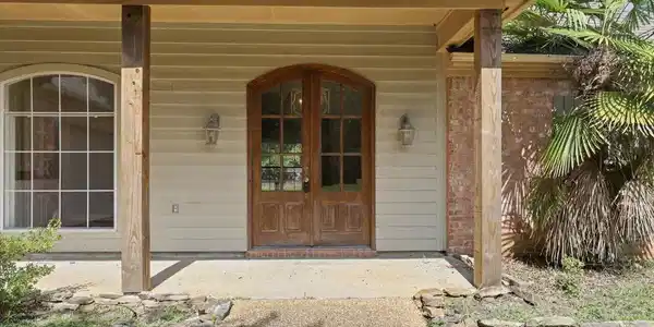 Image 3: 03-115 Eastside Dr _ Hometoursms.com