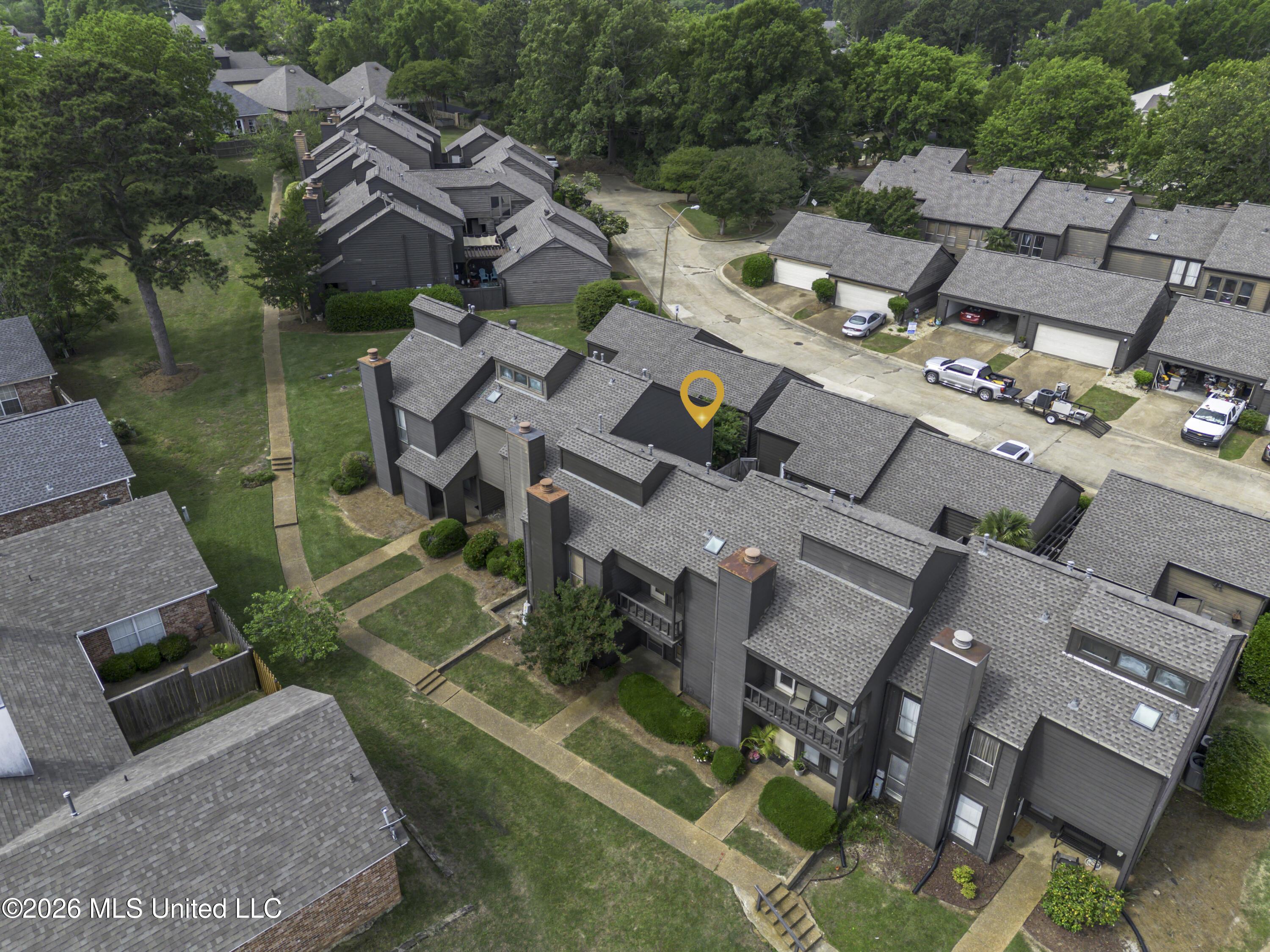 Image 4: 31 Lake Barnett Bend drone c-0023