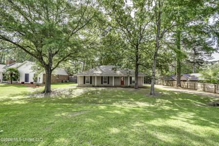 502 Pelahatchie Shore Drive