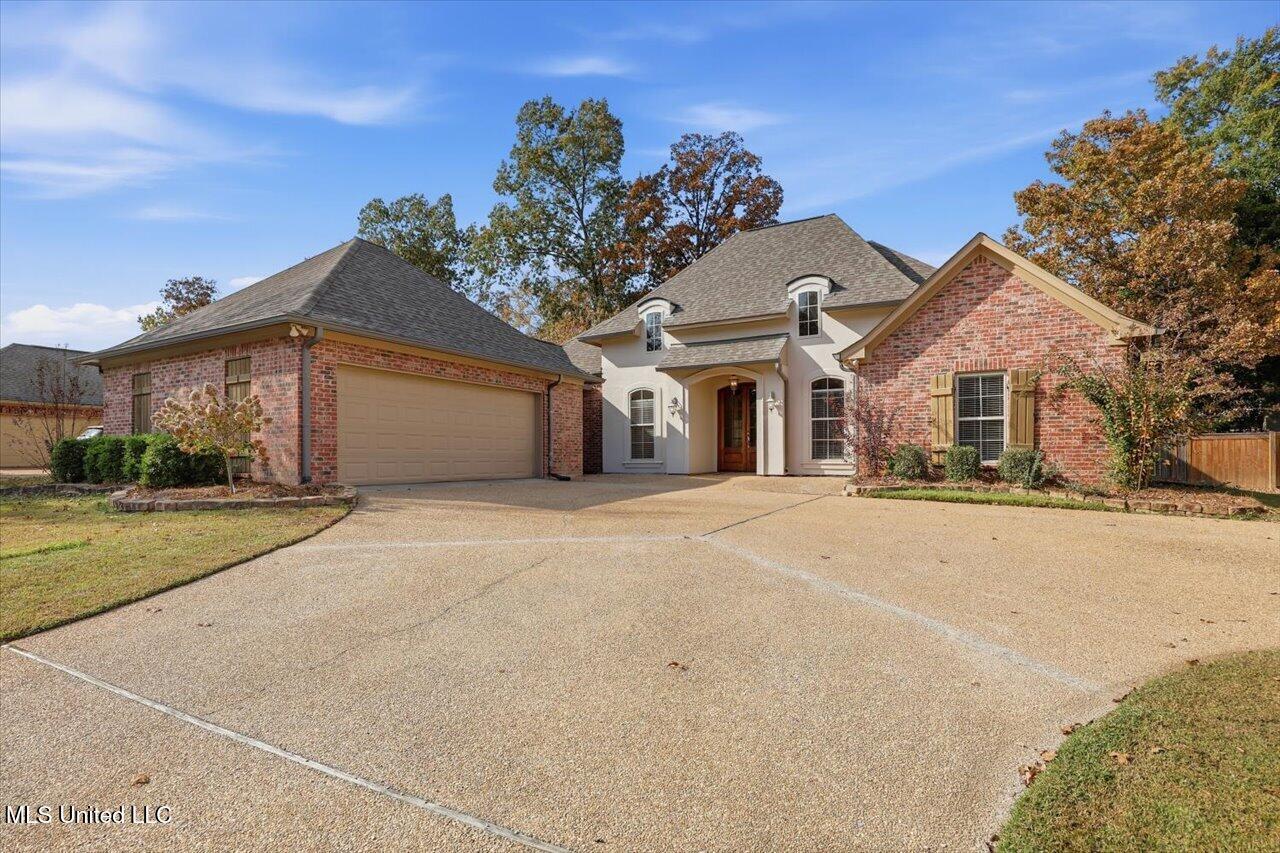 Image 2: 02-121 Covey Run _ Home Tours MS