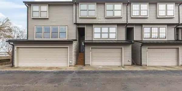 46 Breakers Lane